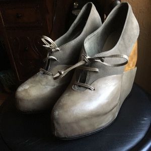 ☕️ All Saints Wedge Heel